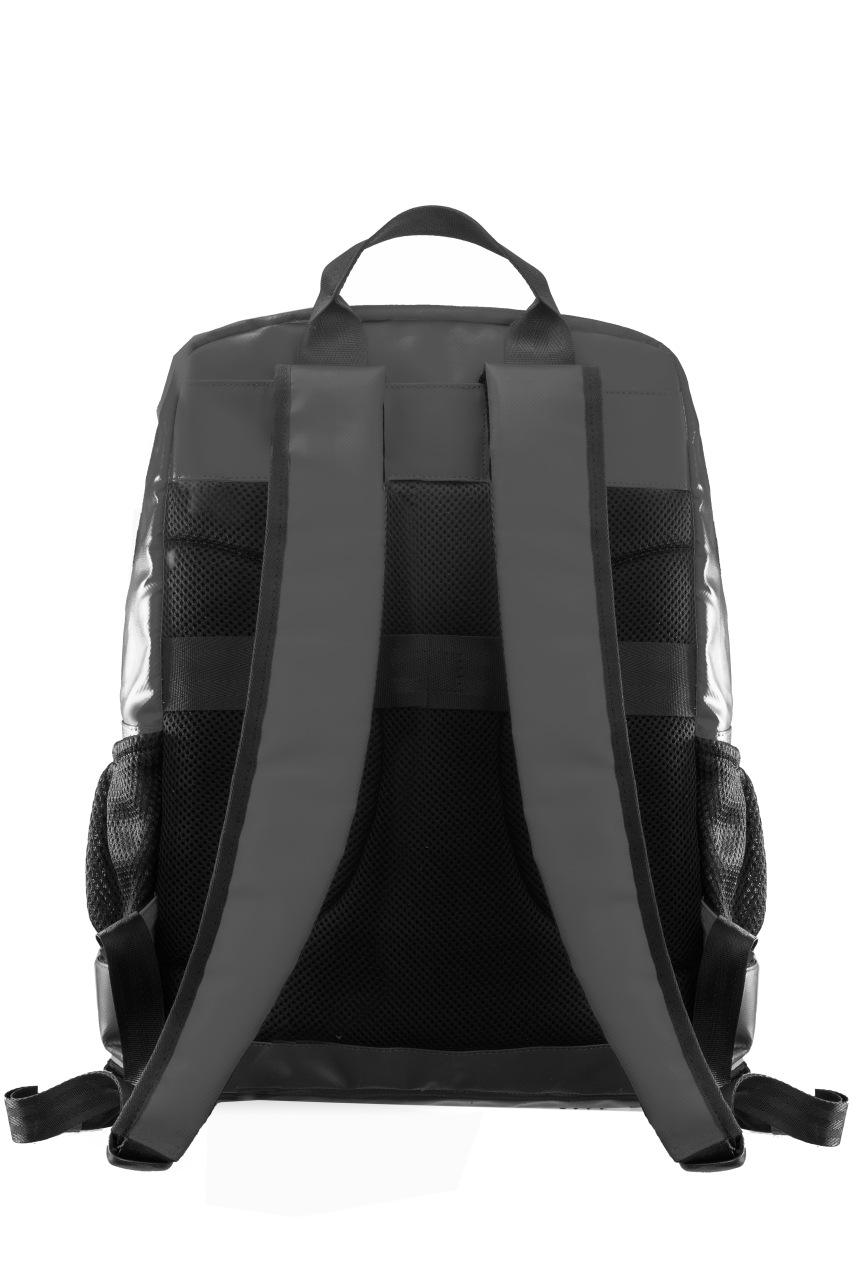 Upcycled Rucksack aus Tarpaulin black