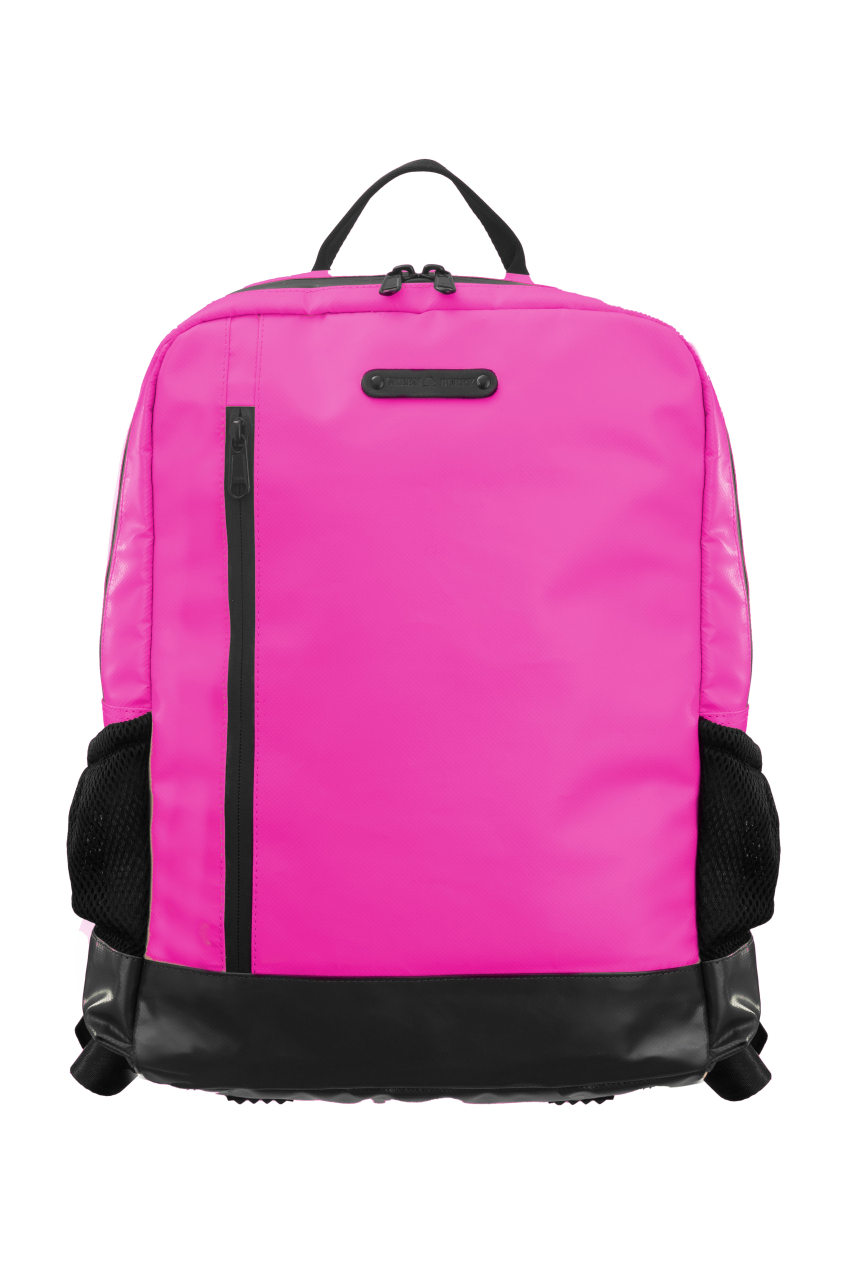 Upcycled Rucksack aus Tarpaulin fuchsia/black