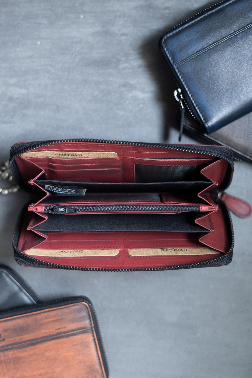 Destressed RV-Damenbörse RFID deep red